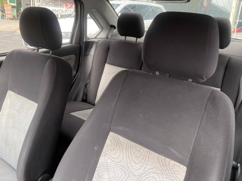 Ford Fiesta Sedan 2010 Completo 1.6 8v Flex Revisado