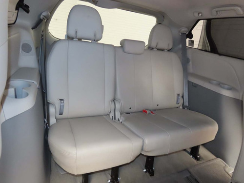 Imagen 8 de 11 de Toyota Sienna Xle Piel 2012 Blanca
