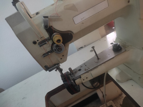 Máquina De Cañón Triple Transporte Con Mesa Operativa Tienda (Usado)