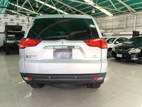Mitsubishi Montero Sport 2014