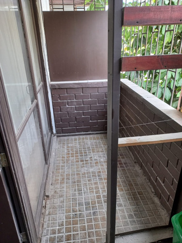 Venden Dueños Depto Duplex En Segundo Piso, Villa Uc, Macul