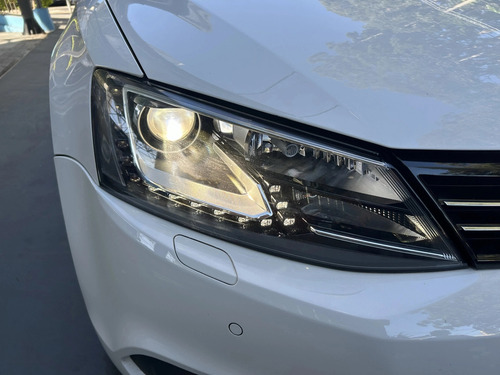 Volkswagen Jetta 2.0 Tsi Highline 4p