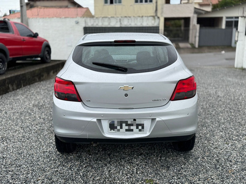 Chevrolet Onix 1.4 Lt 5p