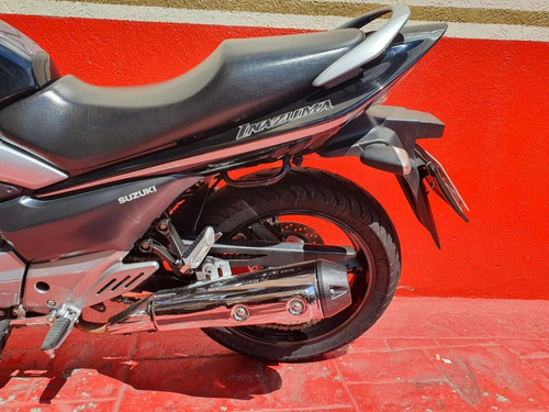 Suzuki Inazuma 250 2016 Preta