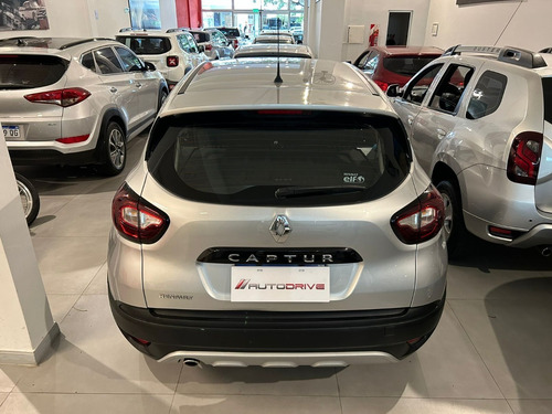 Imagen 5 de 25 de Renault Captur Zen 2.0 Mt 2018