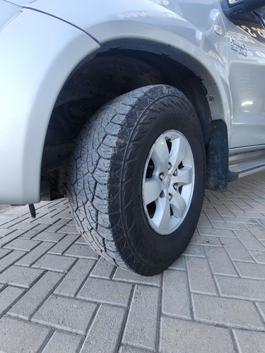 Toyota Hilux Pick-up 3.0 Cd Srv Cuero I 171cv 4x2