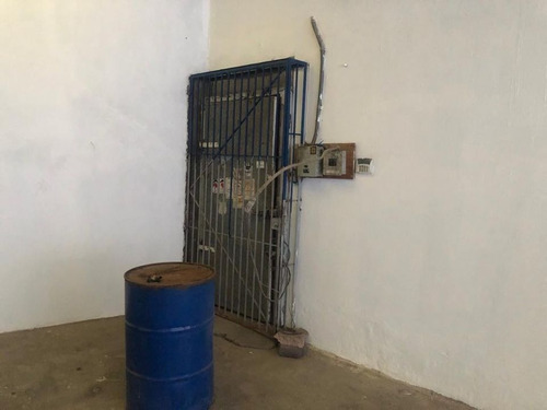 Rento Bodega Con Camara De Refrigeracion Para 90 Toneladas Con 2 Departamentos