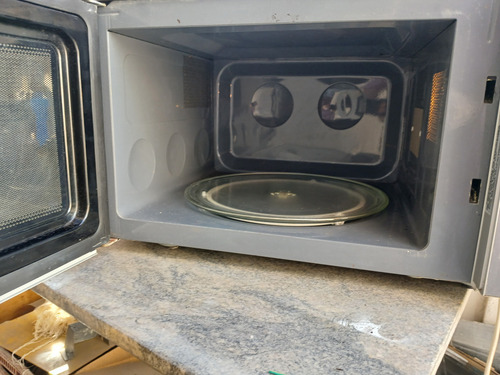 Microondas Electrolux 31lt Usado Funcionando 220v Leia Desc
