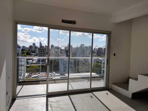 12 Entre 38 Y 39. Departamento Duplex A Estrenar En Venta. La Plata