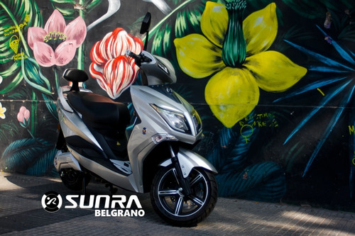 Imagen 8 de 16 de Moto Eléctrica Sunra Hawk Litio Usada Gris - Blanca