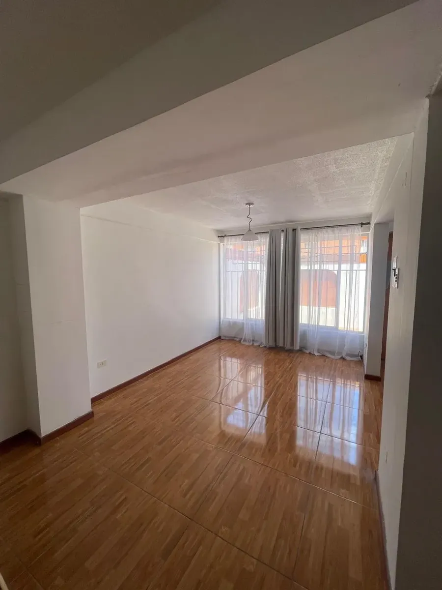 Imagen 3 de 15 de Venta Casa 4d/2b De Dos Pisos Coviefi Antofagasta