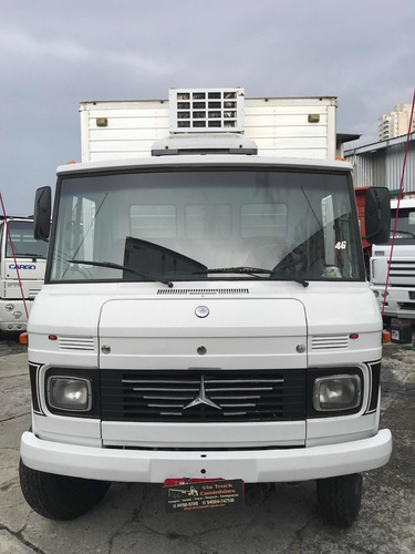 Mb 608 Baú Refrigerado