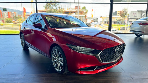 Mazda 3 Sedan GRAND TOURING AT MHEV