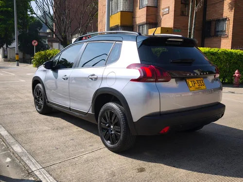 Peugeot 2008 Style 1.6 Automatico 2023