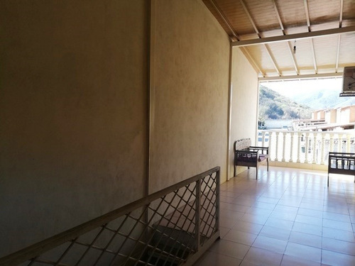 Imagen 11 de 17 de Town House Villa Avila Guatire Miranda