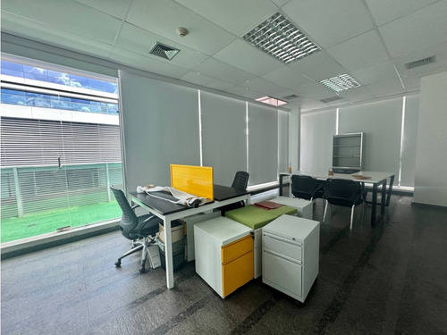 Oficina En Venta O Alquiler En las Mercedes Ph Piso Completo 485 Mts2