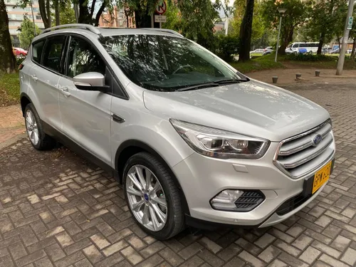 Ford Escape 2.0 Titanium
