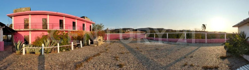 Se Vende Hotel En Bahía La Ventosa, Salina Cruz