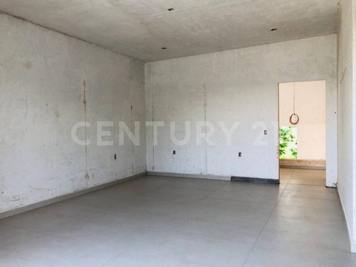 Casa Nueva En Venta, Fracc. Altos De Oaxtepec, Morelos, Renders