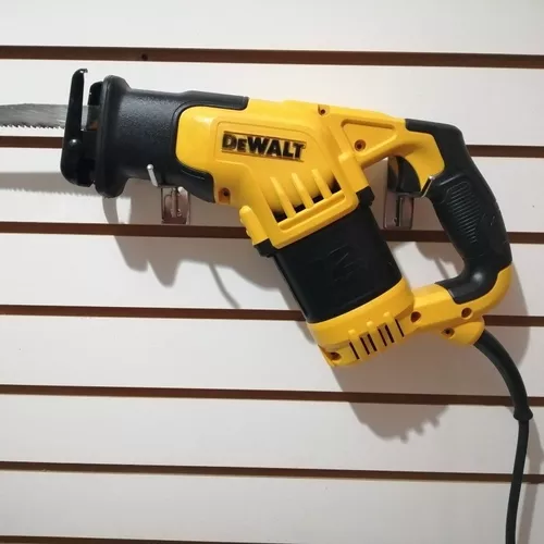 Sierra reciproca/sable DeWalt DCS312B, 12 Volts xtreme! Sub compacta!  Reseña en español! 