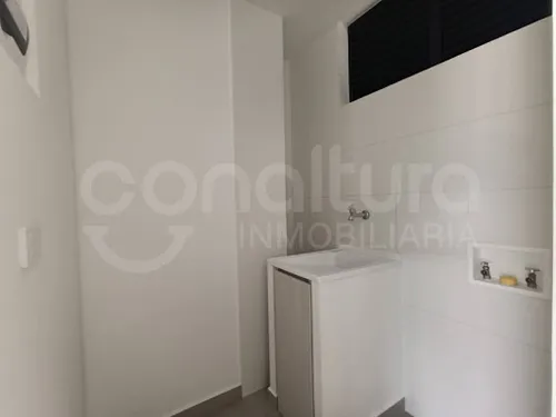 Apartamento En Arriendo Los Colores 472-7070