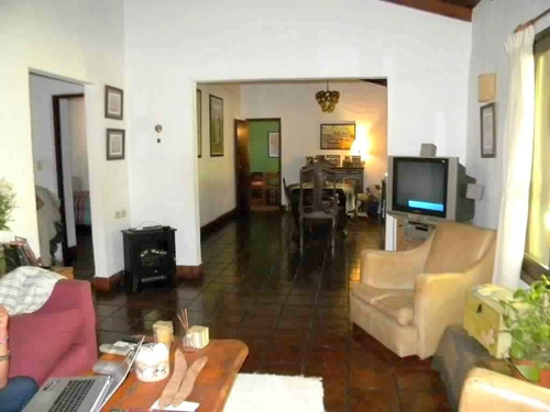 Imagen 6 de 30 de Venta - Chalet 3 Ambientes Con Gran Parque, Sierra De Los Padres