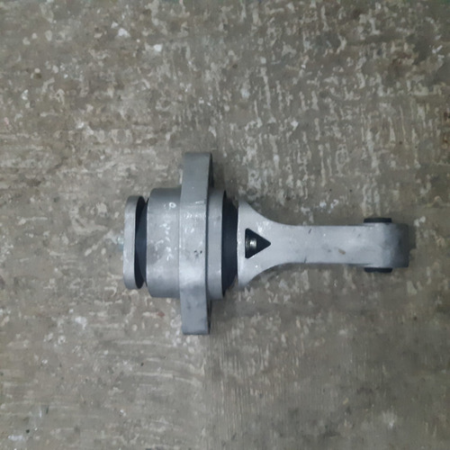 Soporte Trasero Transmisión De Aveo (Usado)