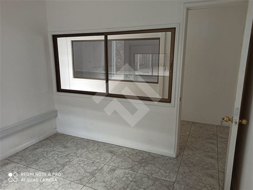 Imagen 6 de 8 de Bodega En Venta En Santiago