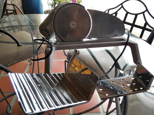 Rebanadora Eléctrica. Marca Rival (Usado)