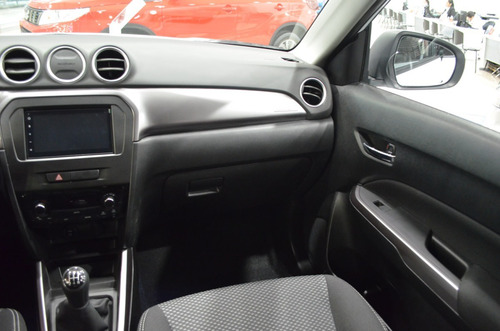 Imagen 15 de 22 de Suzuki Vitara 4x4 Mt 2023. *disponibilidad En 3 Colores*
