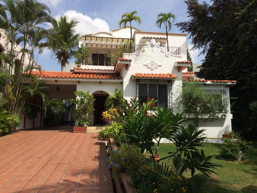 Casa En Venta En Gazcue