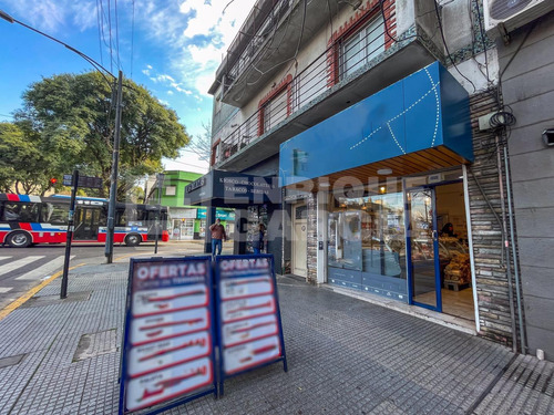 Venta Local Comercial Con Renta Salvador M Carril Y Nazca