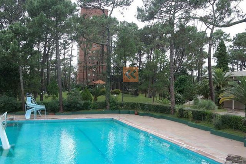Con Derecho A Todos Los Servicios Del Complejo Arcobaleno Y Sus Amplios Espacios Verdes Y Amenities- Ref: 8638