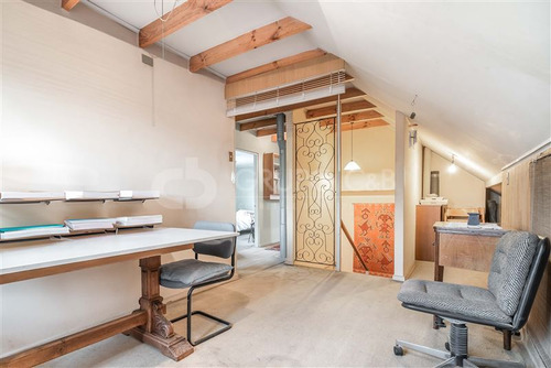 Casa En Venta De 5 Dorm. En Macul