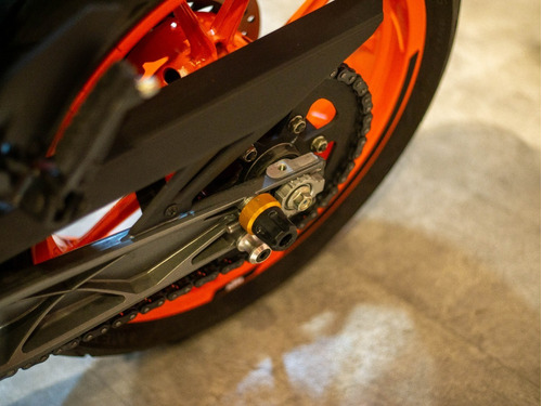 Imagen 22 de 25 de Ktm Duke 390 Gris Usado Seleccionado