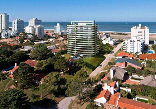 Imagen 12 de 24 de Apartamento En Venta - Punta Del Este, Zona Playa Brava