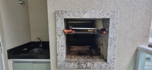 Departamento En Bombas, Brasil. Amoblado A 50 Mts De La Playa. Se Vende