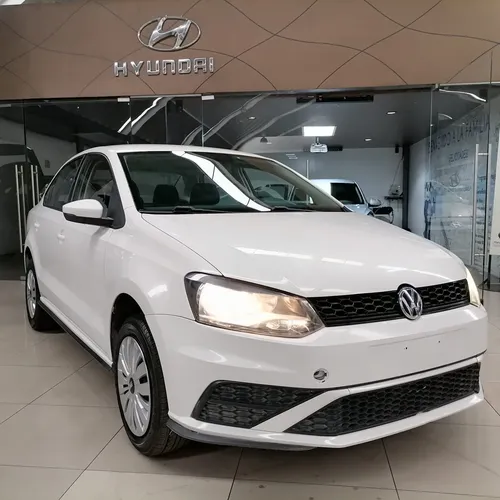 Volkswagen Vento 1.6 Starline At