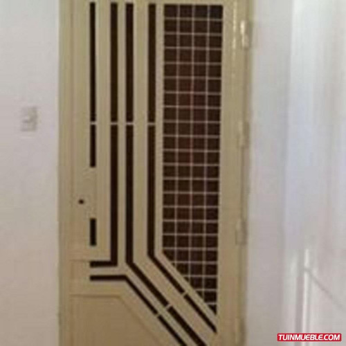 Imagen 7 de 9 de Apartamento En El Parral, Res. Palace Royal. Tpa-131