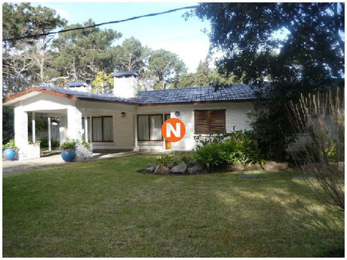 Casa En Venta Y Alquiler, San Rafael, Punta Del Este, 3 Dormitorios.- Ref: 206510