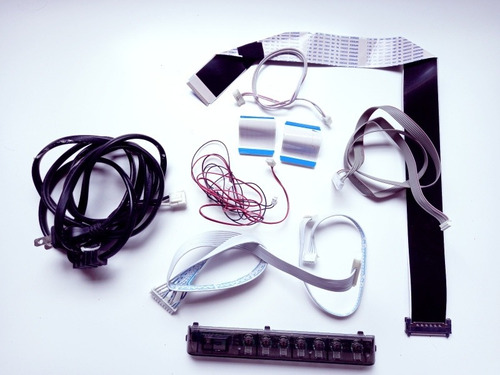 Imagen 1 de 5 de Kit De Flexibles Y Botonera De Pantalla Vios V552015sm