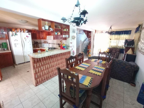 Imagen 8 de 21 de Casa En Venta Urb. La Montaña Turmero Lc Mls #23-16438