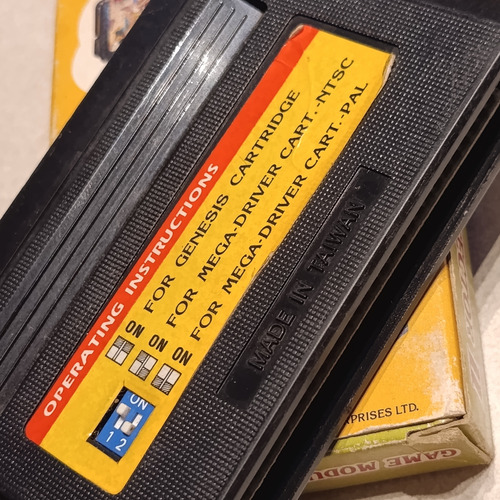 Sega Game Module Y Protector 2 No Megakey Sega 16bits (Usado)