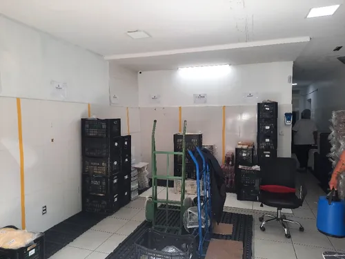 Imovel Comercial Com 2 Câmeras Frias 28m3 _18graus