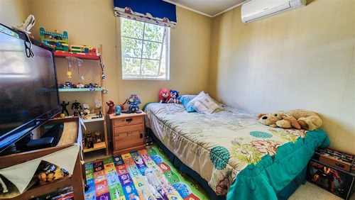 Gran Oportunidad Casa 3 Pisos 4dor. 3est. En Condominio Int