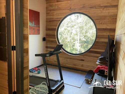 Casa Moderna Rodeada De Bosque En Loteo Urbanizado Sta Clara