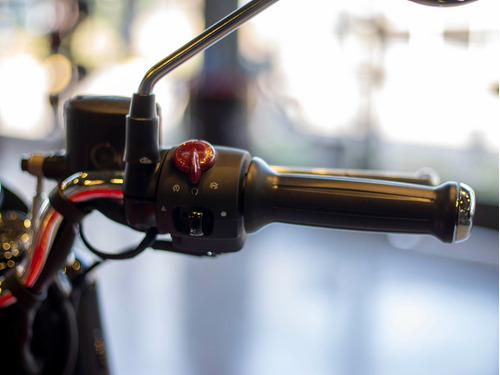 Imagen 15 de 25 de Royal Enfield Classic 350 Chrome Red