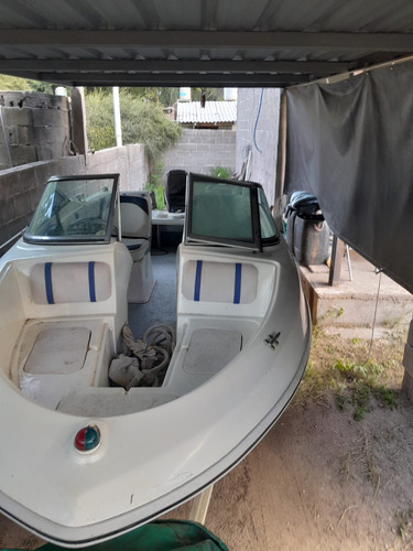 Lancha Olympic Marine. Motor Mercury 40 Hp.