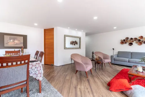 Apartamento En Venta En Chicó Navarra. Cod V11913