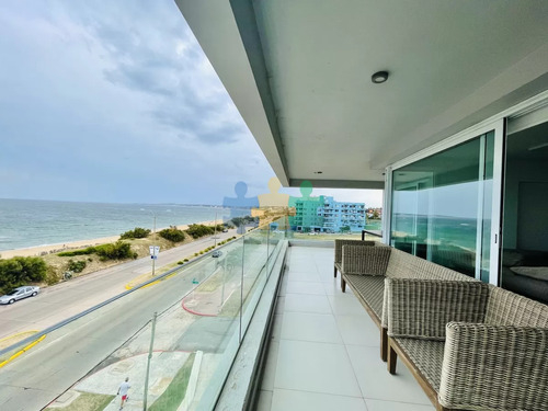 Apartamento De 3 Dormitorios Y Parrillero Frente Al Mar, Playa Mansa - Ref : Eqp4812